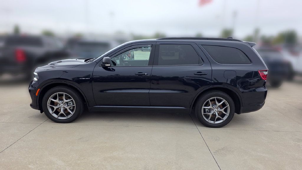 Used 2026 Dodge Durango GT AWD/4WD image 2