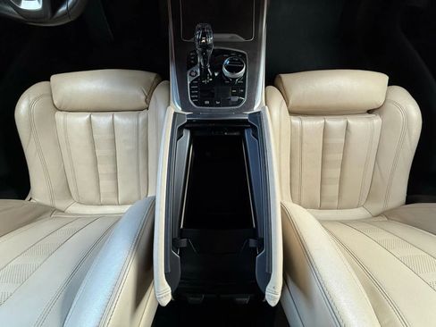 Used 2021 BMW X7 xDrive40i w/ Executive Package image 55