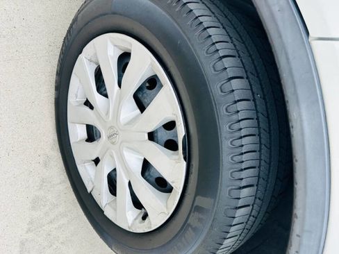 Used 2016 Nissan Rogue S w/ Appearance Package image 30