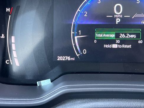 Certified 2026 Toyota Corolla Cross LE w/ Moonroof Package FWD image 28