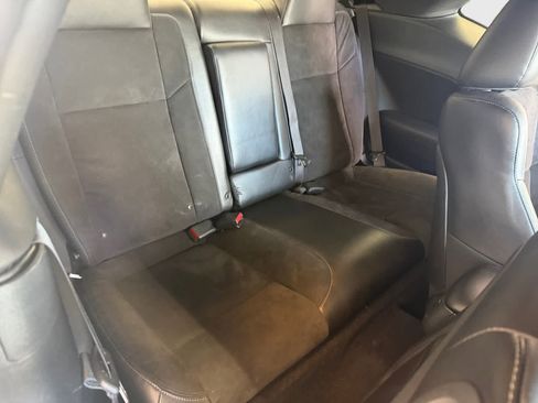 Used 2022 Dodge Challenger R/T w/ Plus Package image 15