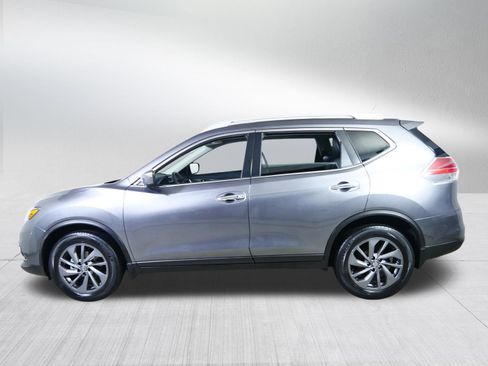 Used 2016 Nissan Rogue SL w/ SL Premium Package image 4