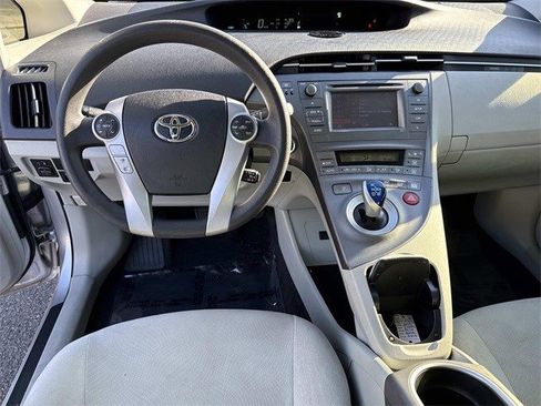Used 2013 Toyota Prius Two image 13