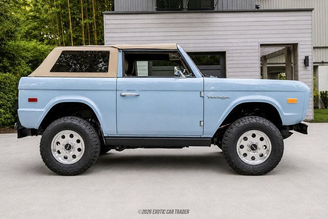 Used 2025 Ford Bronco Badlands AWD/4WD image 18