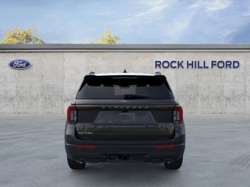New 2026 Ford Explorer Active RWD image 32