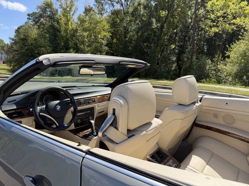 Used 2008 BMW 328i Convertible image 20