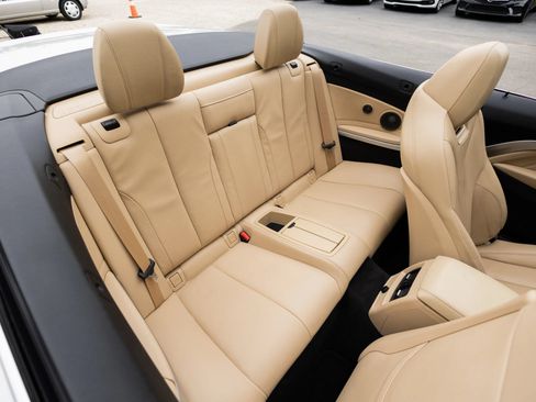 Used 2017 BMW 440i Convertible RWD image 39