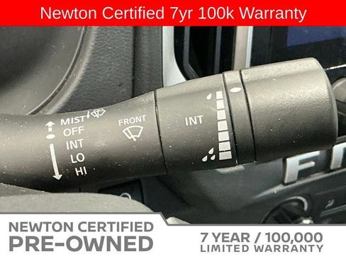 Used 2025 Nissan Frontier SV RWD image 31