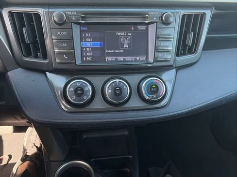Used 2015 Toyota RAV4 LE AWD/4WD image 11