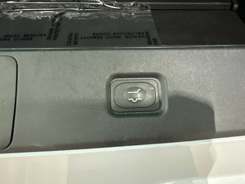 Used 2025 Ford Expedition Tremor AWD/4WD image 41