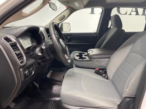 Used 2021 RAM 5500 Tradesman w/ Chrome Appearance Group image 27