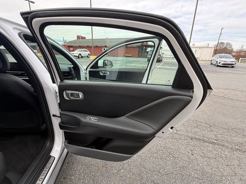 Used 2023 Hyundai Ioniq 6 Limited image 22