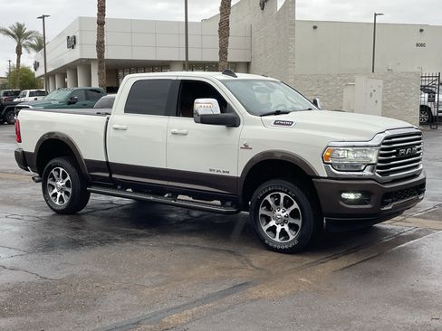 Used 2024 RAM 2500 Limited image 7