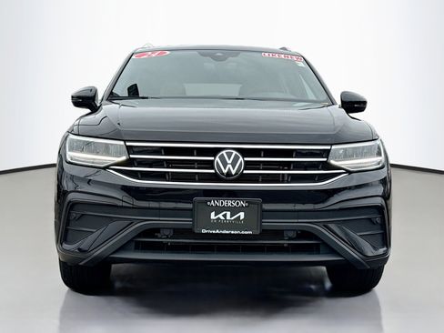 Used 2024 Volkswagen Tiguan SE image 16