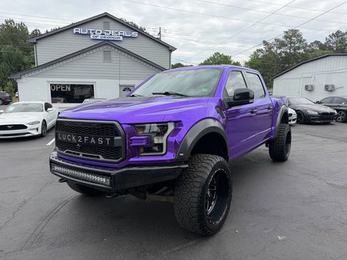 Used 2017 Ford F150 Raptor w/ Equipment Group 802A Luxury AWD/4WD image 4