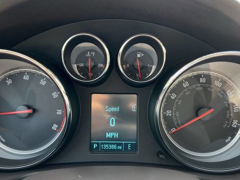 Used 2012 Buick Regal Premium image 39