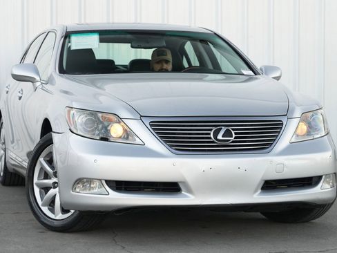 Used 2007 Lexus LS 460 image 2