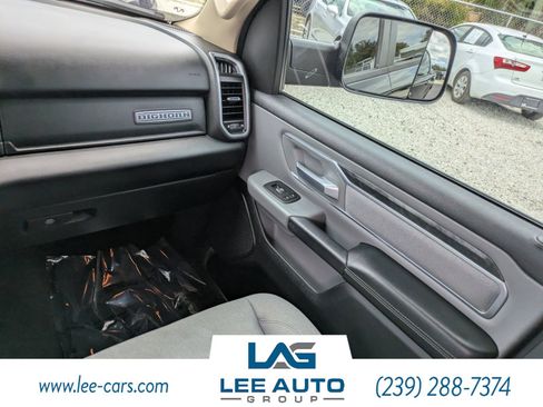 Used 2019 RAM 1500 Big Horn AWD/4WD image 14