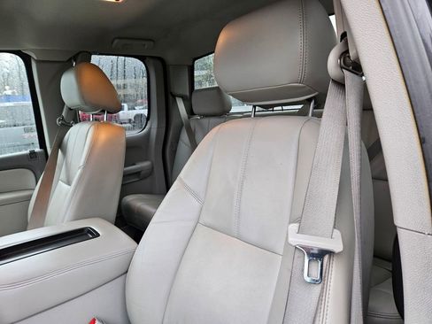 Used 2011 Chevrolet Silverado 2500 LTZ w/ LTZ Plus Package image 15