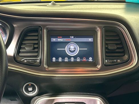 Used 2018 Dodge Challenger SXT w/ Blacktop Package image 30