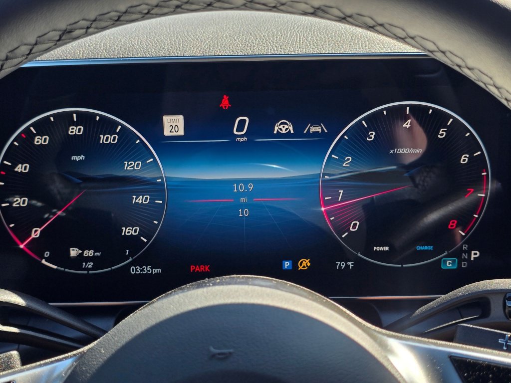 New 2027 Mercedes-Benz GLC 300 4MATIC image 36