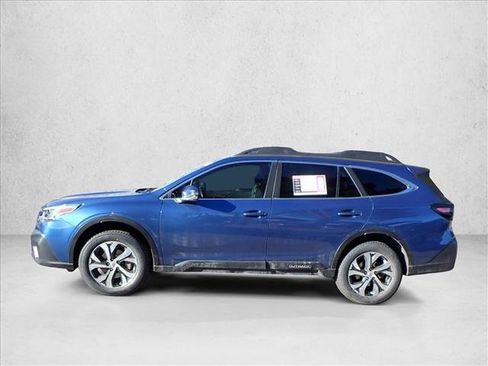 Certified 2022 Subaru Outback Limited XT image 2