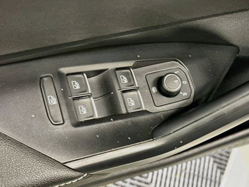 Used 2025 Volkswagen Jetta Sport FWD image 15