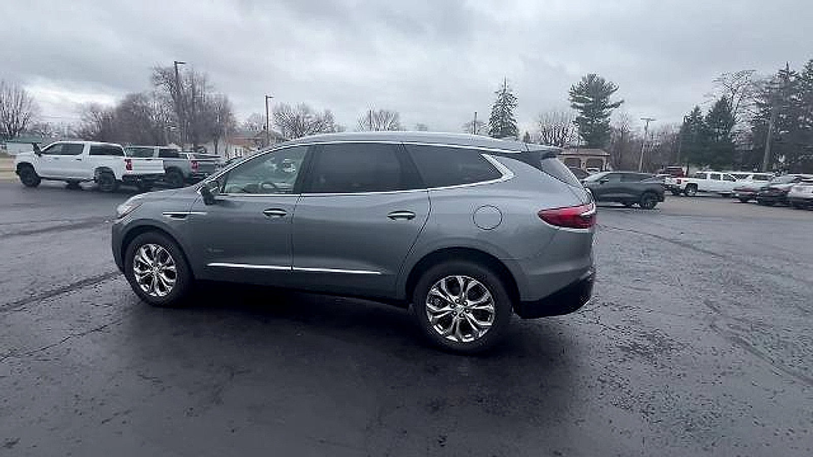 Certified 2018 Buick Enclave Avenir w/ Avenir Technology Package AWD/4WD image 6
