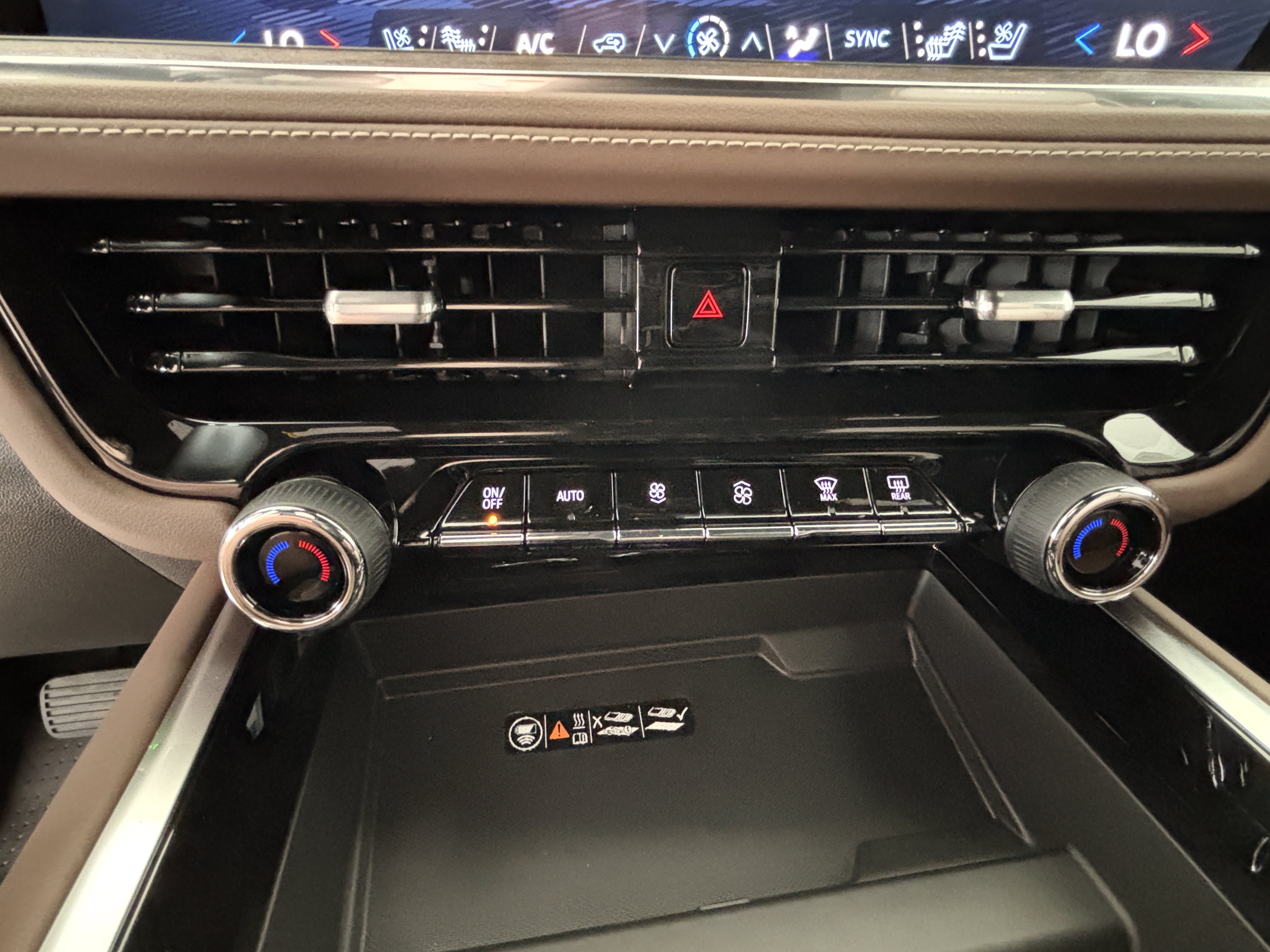 New 2026 Chevrolet Tahoe High Country AWD/4WD image 16
