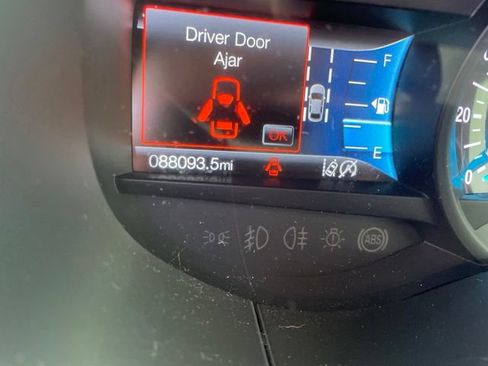 Used 2021 Ford Edge SEL FWD image 12