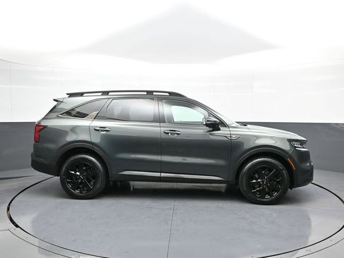 Certified 2023 Kia Sorento S w/ Panoramic Sunroof Package image 5