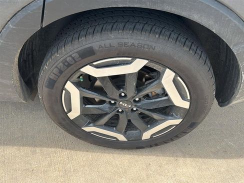Used 2024 Kia Telluride S AWD/4WD image 20