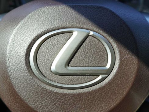 Used 2016 Lexus ES 300h w/ Premium Package w/Wood Trim FWD image 13
