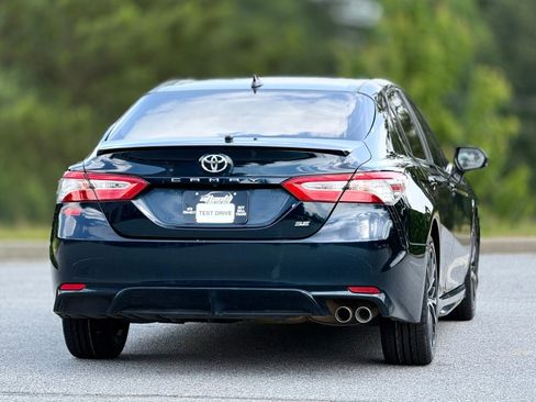 Used 2019 Toyota Camry SE FWD image 7