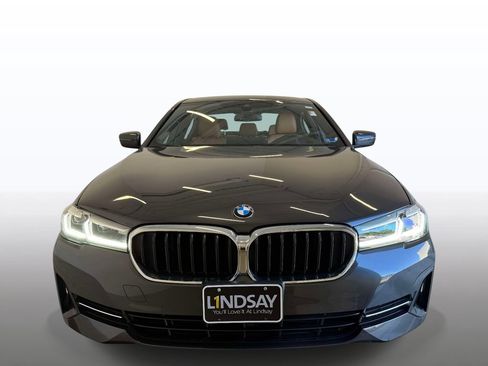 Used 2022 BMW 530i xDrive w/ Premium Package AWD/4WD image 8