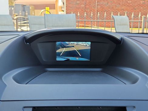 Used 2018 Ford C-MAX SE image 16