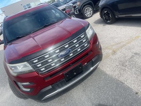 Used 2017 Ford Explorer Limited AWD/4WD image 5