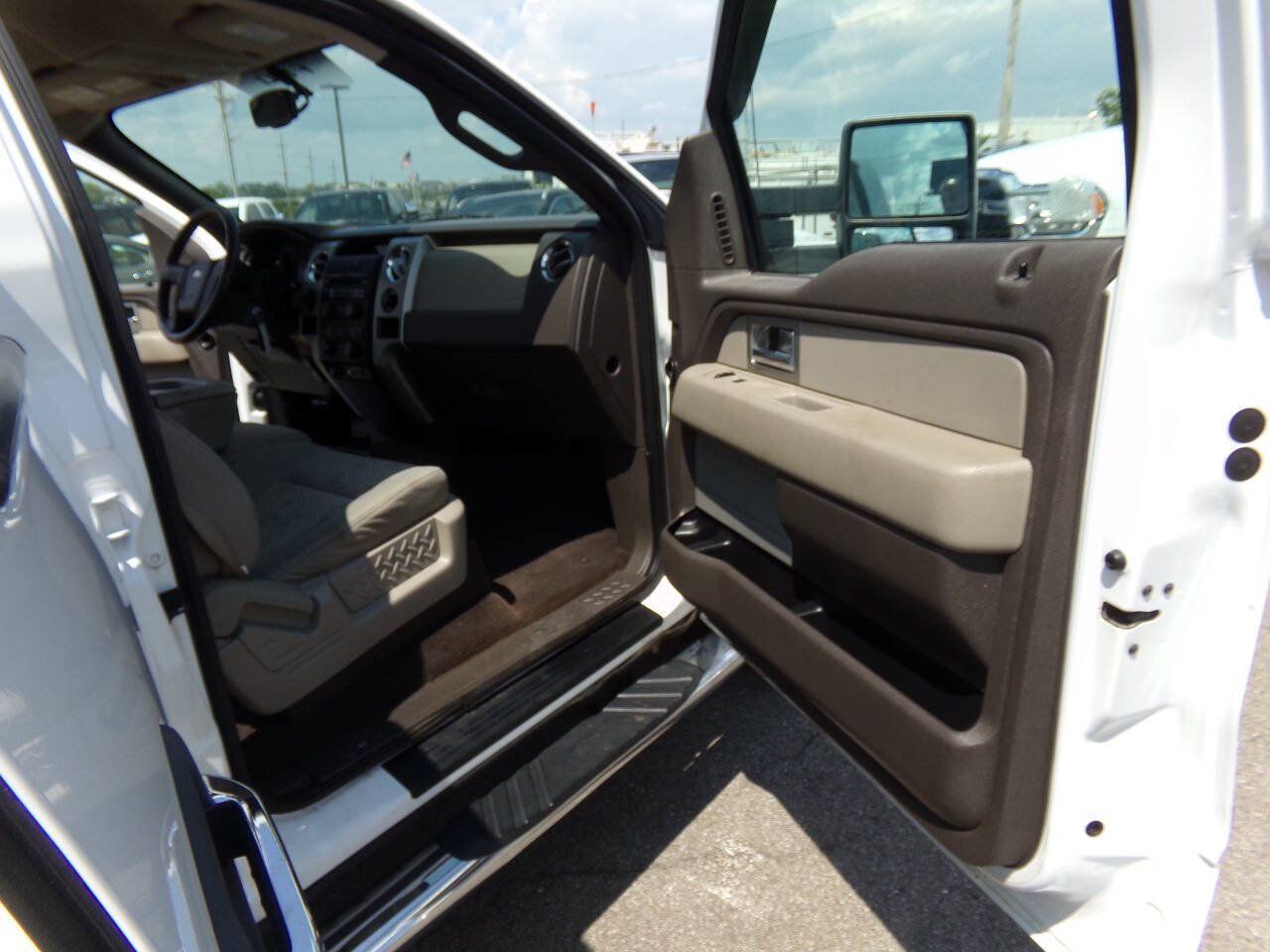 Used 2009 Ford F150 Lariat AWD/4WD image 33