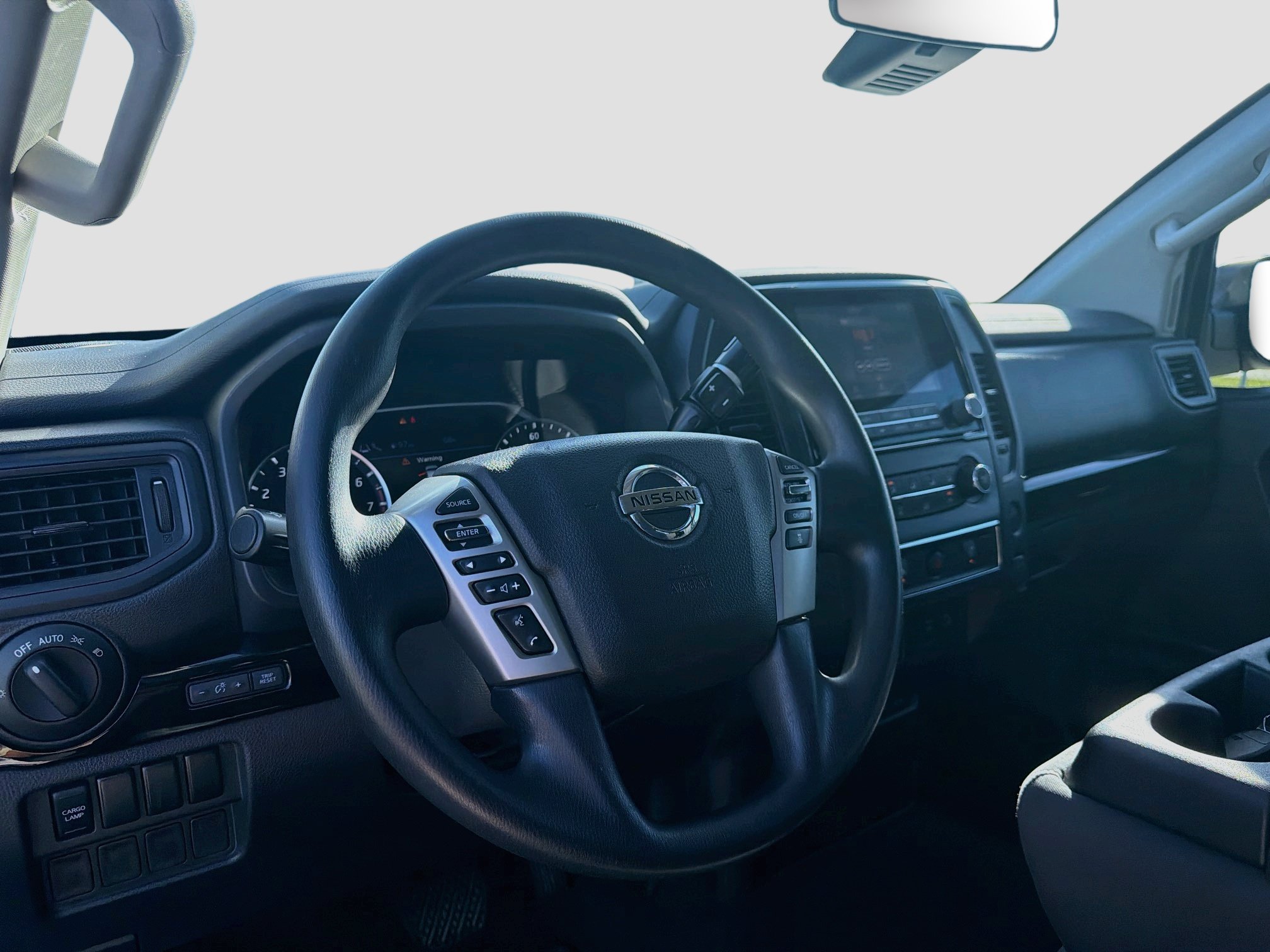 Used 2022 Nissan Titan SV w/ Accessory Utility Package RWD image 9