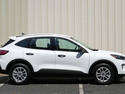 Used 2022 Ford Escape S AWD/4WD image 46