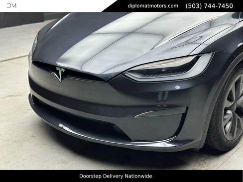 Used 2024 Tesla Model X image 14