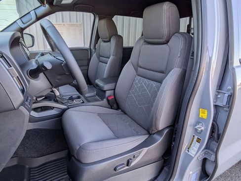 New 2026 Nissan Frontier SV w/ All-Weather Content Package AWD/4WD image 12