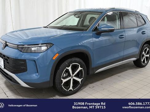 New 2026 Volkswagen Tiguan SE image 1