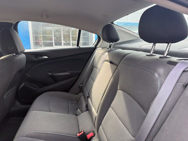 Used 2016 Chevrolet Cruze LT FWD image 10