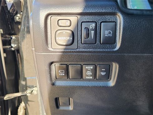 Used 2022 Toyota 4Runner Limited image 18