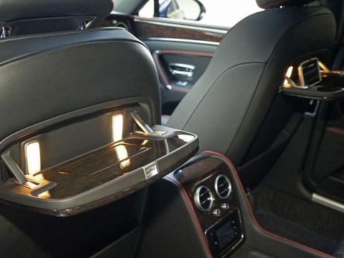 Used 2014 Bentley Flying Spur W12 AWD/4WD image 19