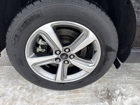 Used 2024 Ford Edge SEL w/ Convenience Package image 20