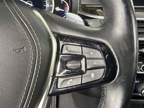 Used 2017 BMW 530i xDrive 530i xDrive image 27