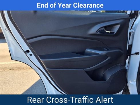 New 2025 Chevrolet Trax LT w/ Driver Confidence Package image 19