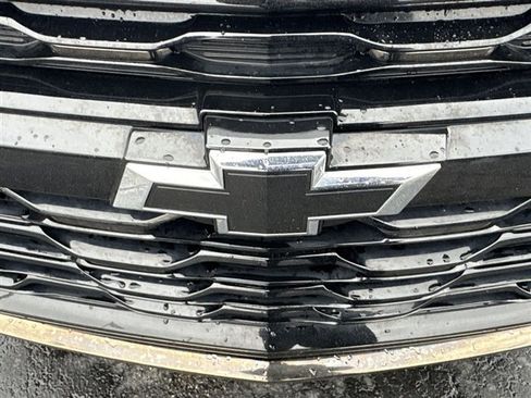 Used 2024 Chevrolet Trax ACTIV w/ Sunroof Package image 29